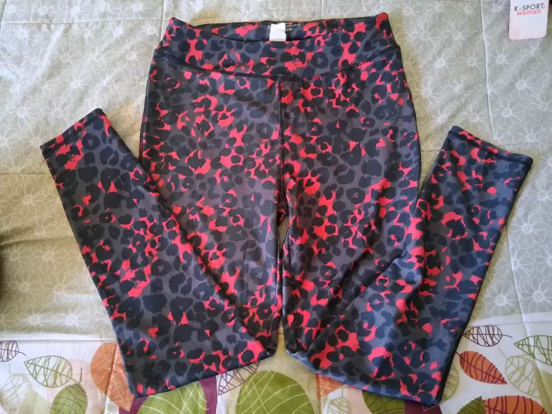 Leggings deportivos negros con franjas - 2