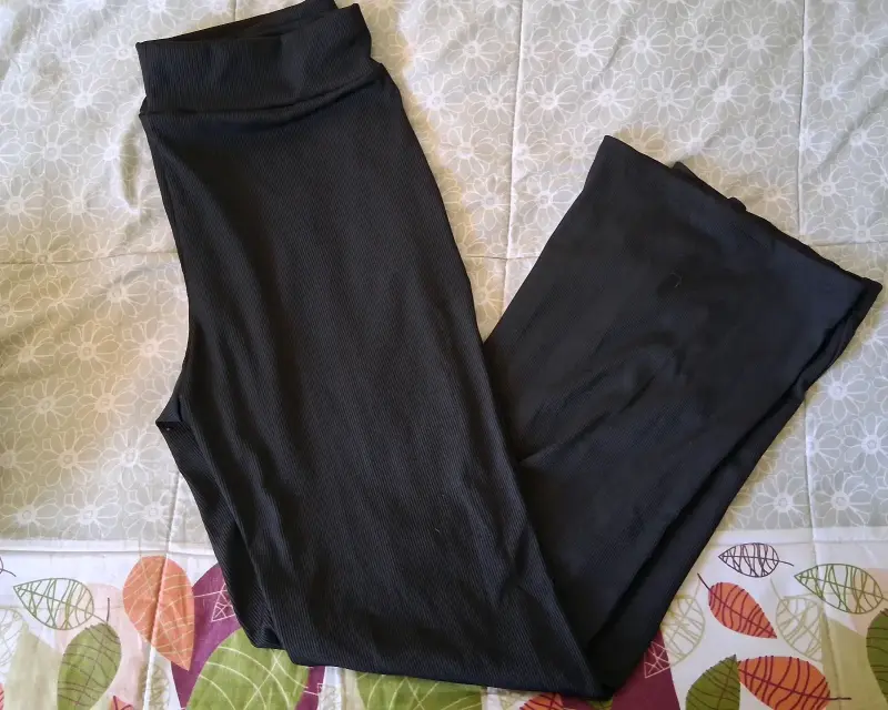 Leggings deportivos negros con franjas - 6