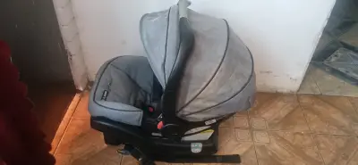 Silla para auto de bebé gris - miniatura 3