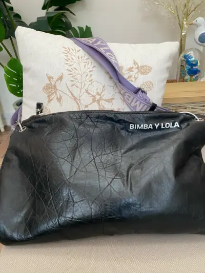 Bolso negro Bimba y Lola - miniatura 1