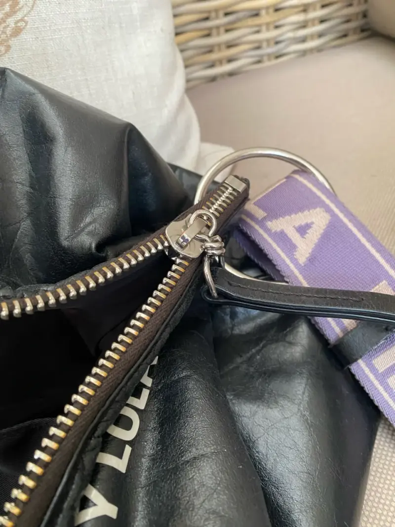 Bolso negro Bimba y Lola - 2