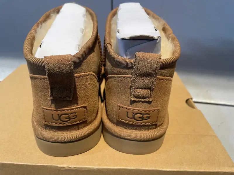 Botines de gamuza UGG color camel - 4