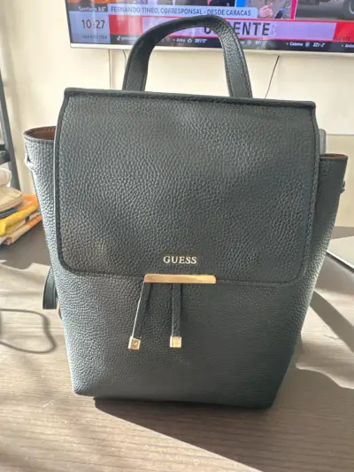 Mochila Guess negro elegante - miniatura 1