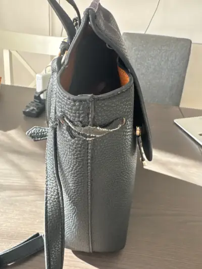 Mochila Guess negro elegante - miniatura 3