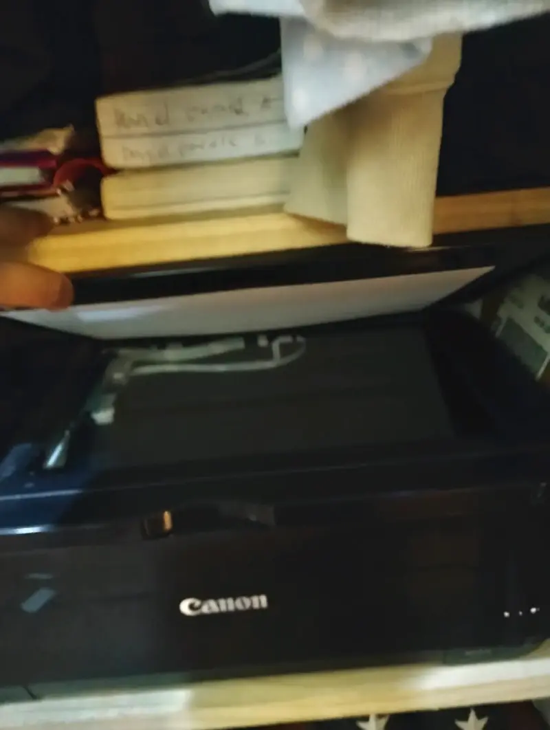 Impresora Canon multifuncional - 2