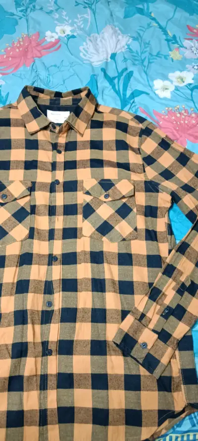 Camisa a cuadros naranjas y negras - miniatura 1