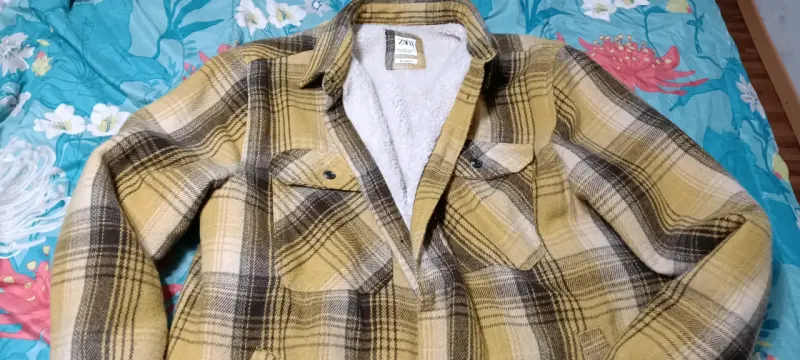 Camisa a cuadros naranjas y negras - 4