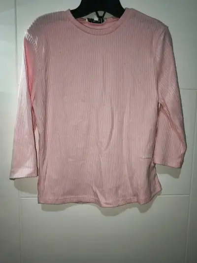 Polera rosada de mangas largas - miniatura 2