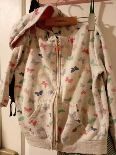 Lote de ropa de niña talla 4/8 - miniatura 3