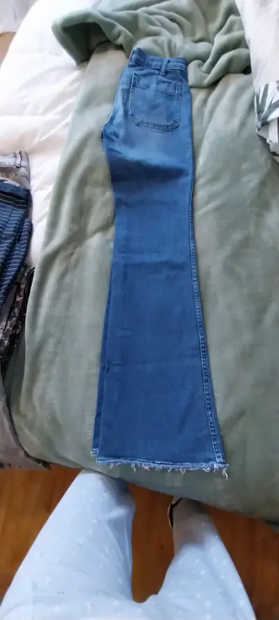 Jeans azul con flecos - miniatura 1