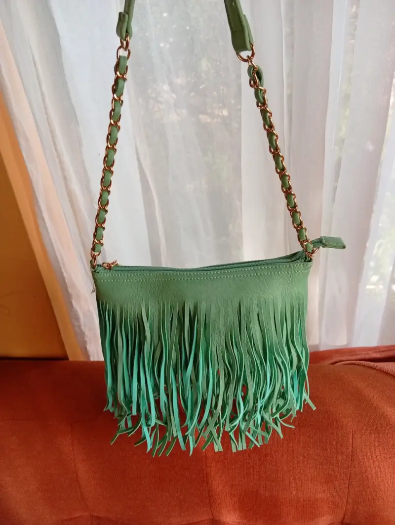 Cartera verde  menta  con flecos - 3