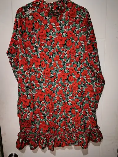 Vestido floreado de manga larga - miniatura 3