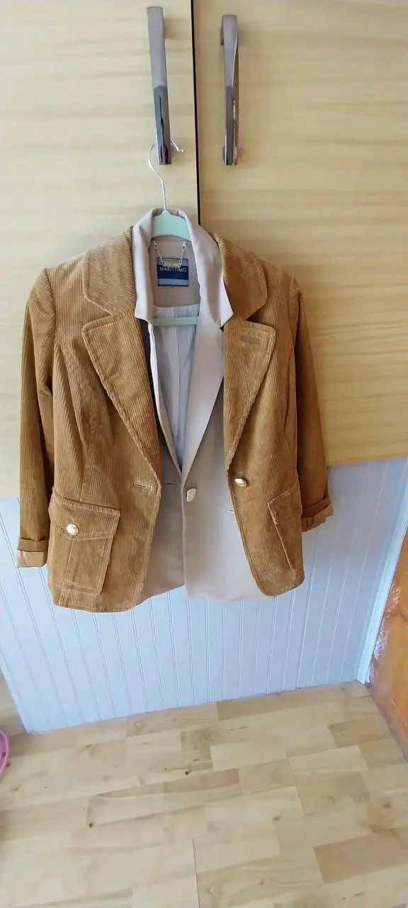 Blazer de pana marrón - 4
