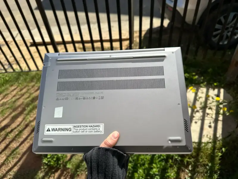 Notebook Lenovo ThinkBook plateado - 2