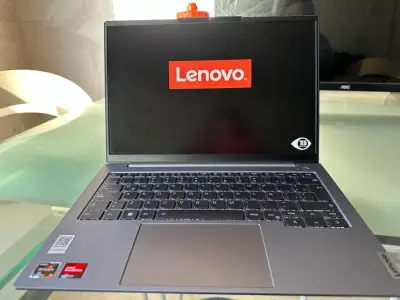 Notebook Lenovo ThinkBook plateado - miniatura 4