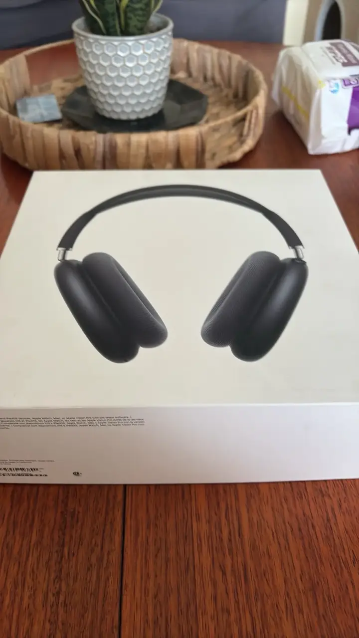 Audífonos Airpods Max Negros - 1 Gen - 1