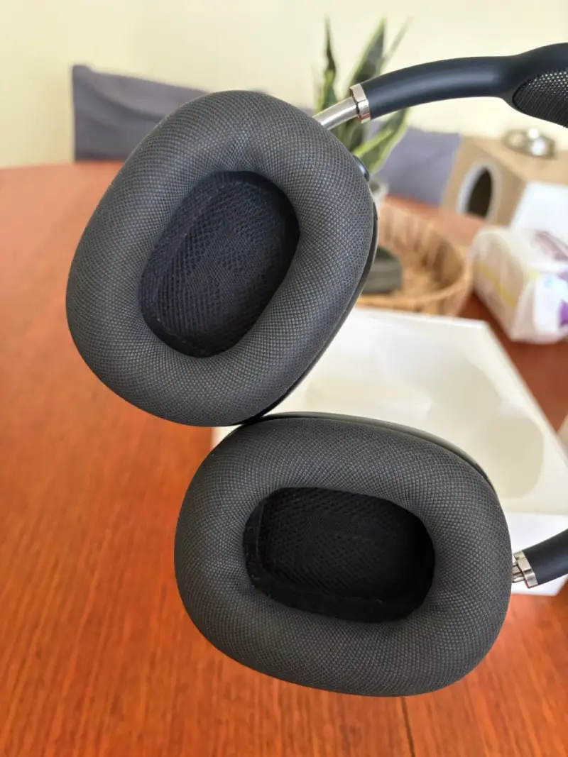 Audífonos Airpods Max Negros - 1 Gen - 4
