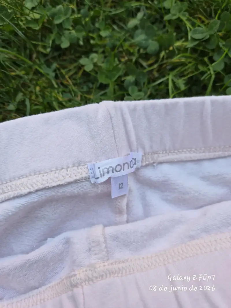 Leggings blancos con flores - 3