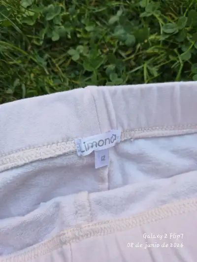 Leggings blancos con flores - miniatura 3