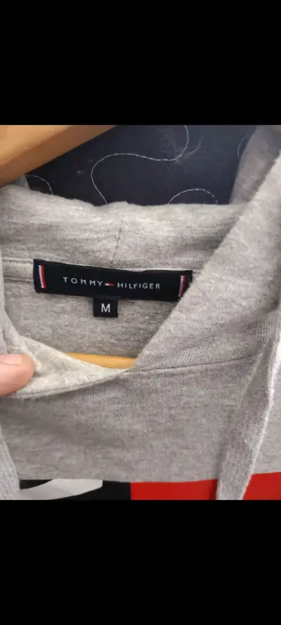 Polerón Tommy Hilfiger gris - miniatura 2