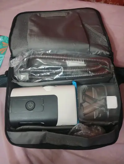Máquina CPAP portátil - miniatura 1