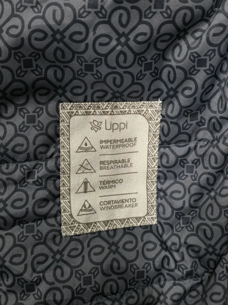 Chaqueta impermeable con capucha - 5