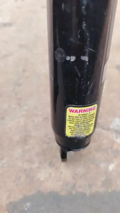 Horquilla de suspensión para bicicleta - miniatura 4