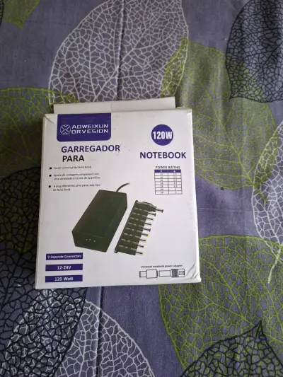 Cargador universal para notebook 120W - miniatura 1
