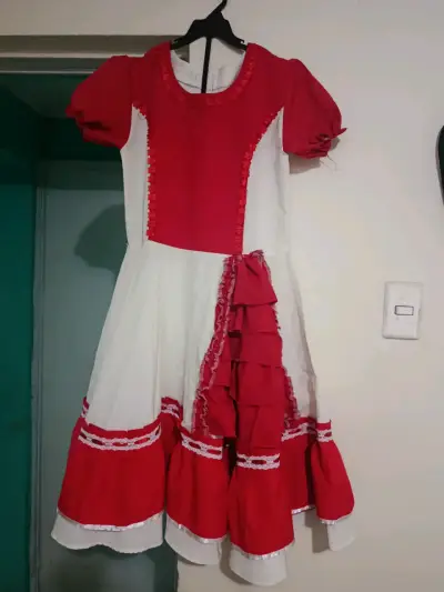 Vestido folclórico chileno azul y rojo - miniatura 3