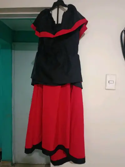 Vestido folclórico chileno azul y rojo - miniatura 5