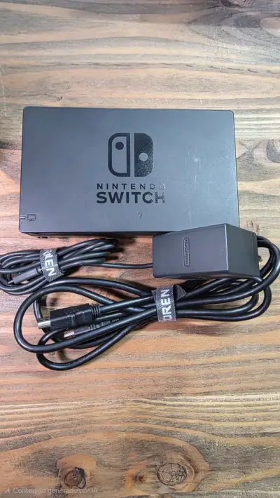 Nintendo Switch con estuche Pokémon - miniatura 2