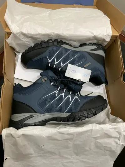 Zapatillas de trekking azul marino nuevas - miniatura 1