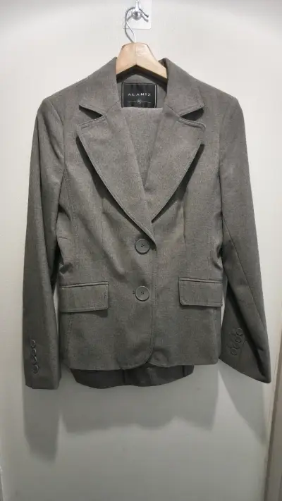 Blazer y pantalón Alaniz gris talla 42 - miniatura 2