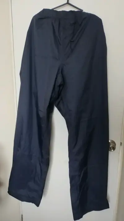 Pantalones impermeables negros para hombre - miniatura 1