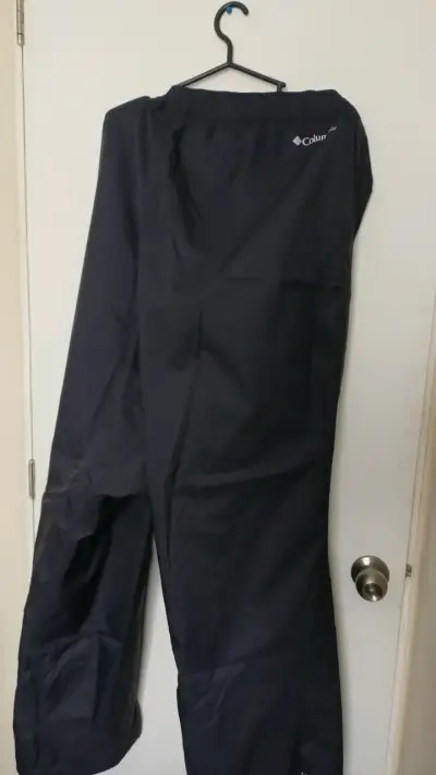 Pantalones impermeables negros para hombre - miniatura 2