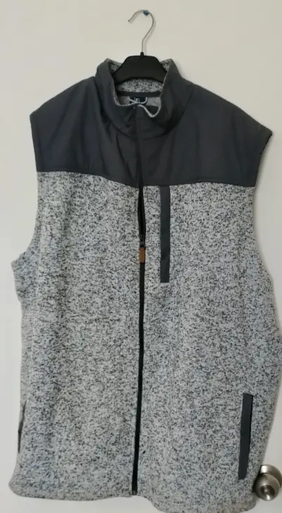 Chaleco sin mangas gris para hombre - miniatura 1