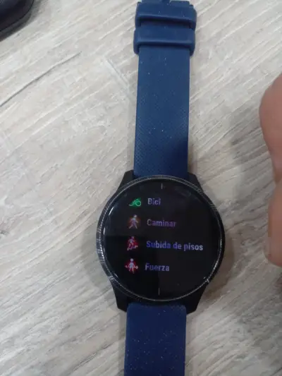 Reloj inteligente con GPS y correa azul - miniatura 5