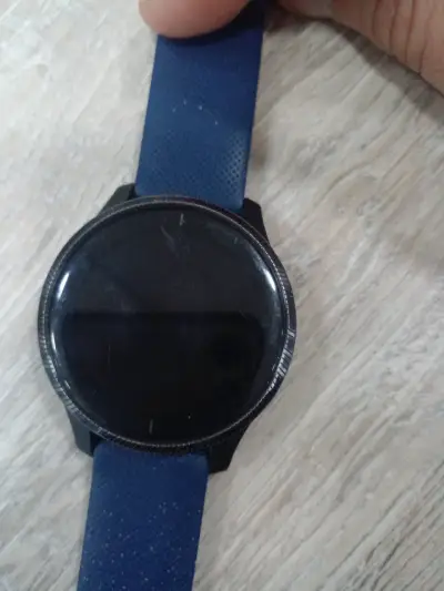 Reloj inteligente con GPS y correa azul - miniatura 6