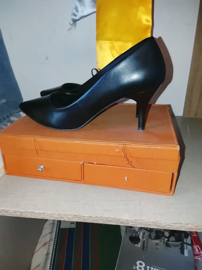 Zapatos de tacón negro Zibel talla 38 - 2