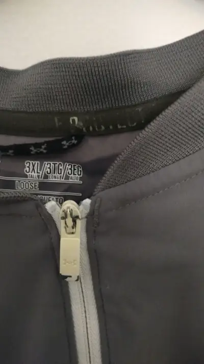 Polerón deportivo Under Armour gris - miniatura 3