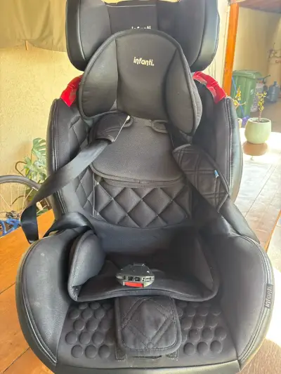 Silla de auto Infanti negra - miniatura 1