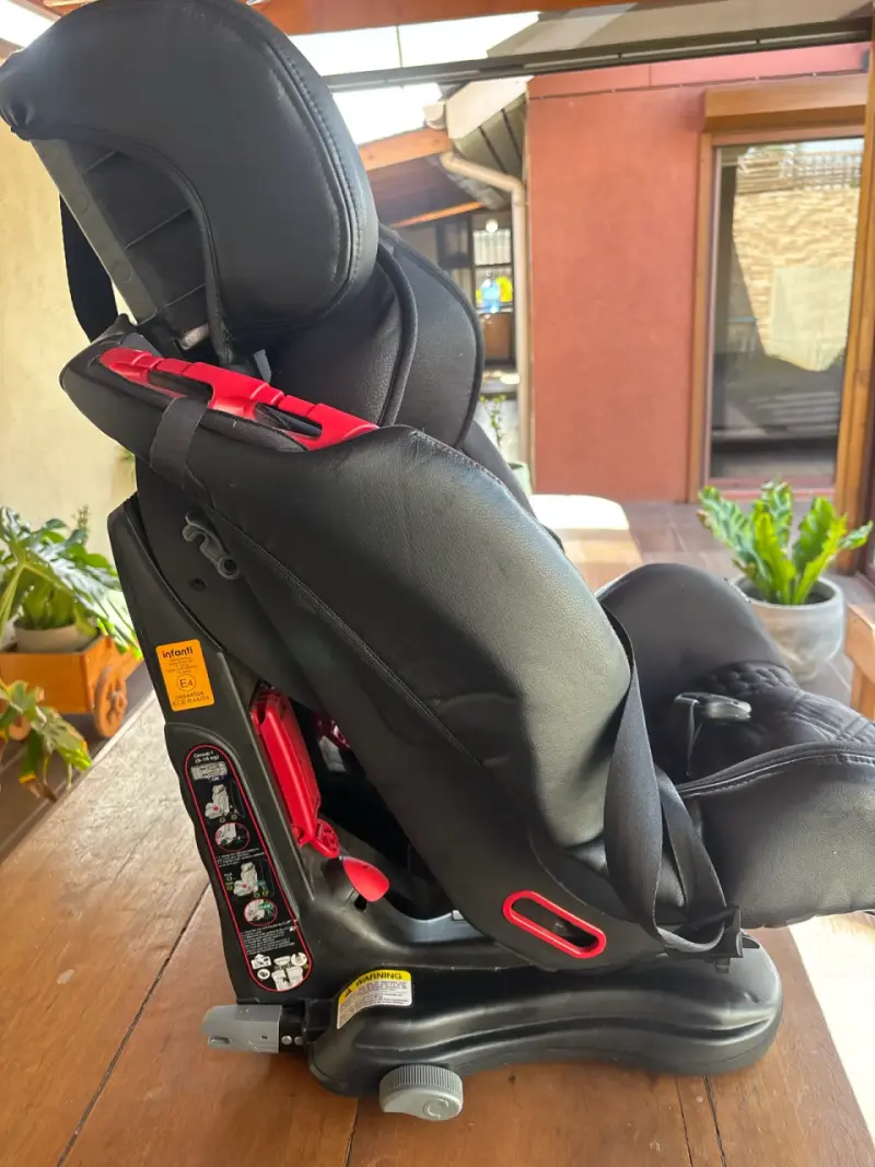 Silla de auto Infanti negra - 4