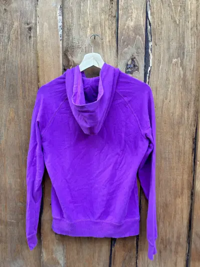 Polerón Nike morado con capucha - miniatura 3