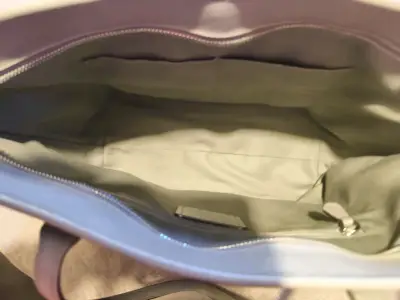 Bolso tote Coach gris elegante - miniatura 6