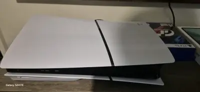 Consola PlayStation 5 con juegos incluidos - miniatura 1