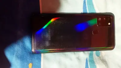 Samsung Galaxy A21s en buen estado - miniatura 1