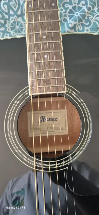 Guitarra acústica bk folk Ibanez negra - miniatura 1