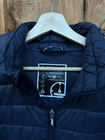Chaqueta acolchada azul marino - miniatura 2