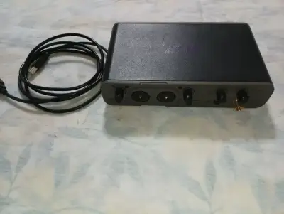 Interfaz de Audio Avid Fast Track Duo - miniatura 1
