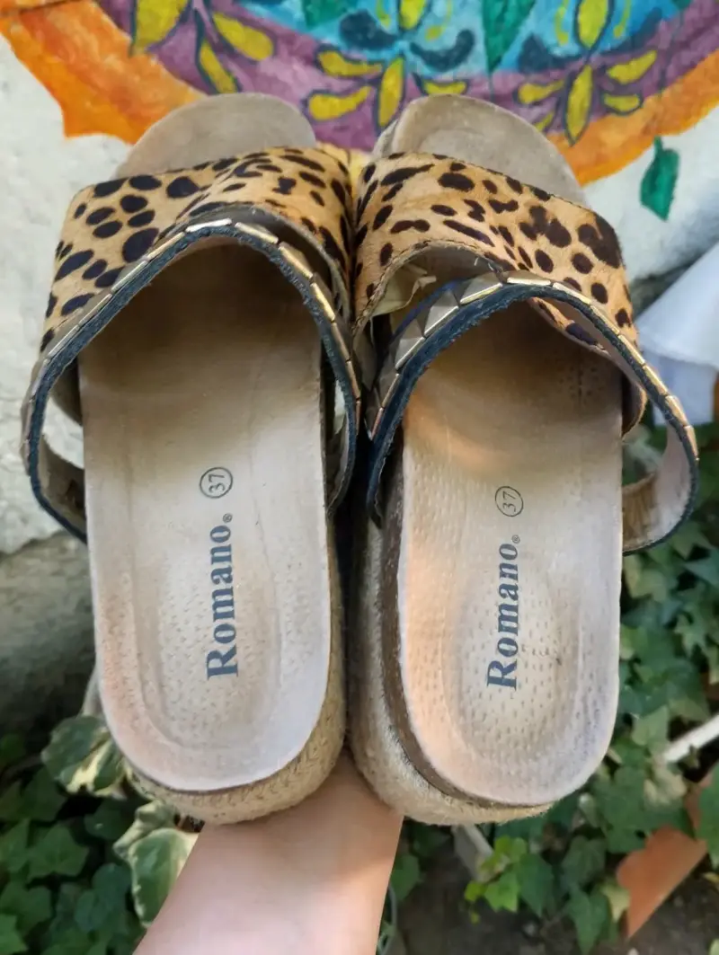 Sandalias Romano con estampado animal print - 4